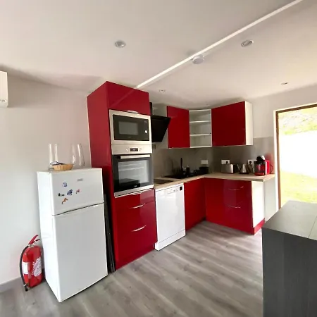 Aldeamento Turístico Les De *