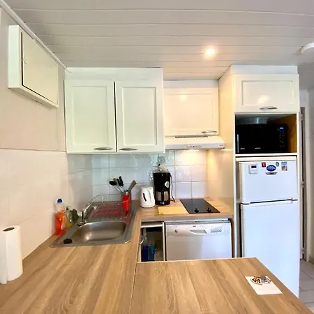 Les De 홀리데이파크 *