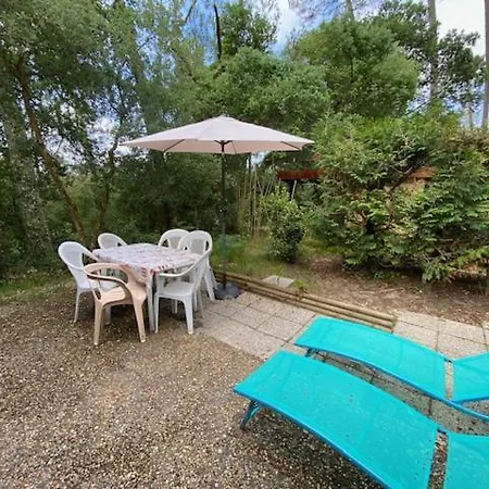 Üdülőpark Les De *